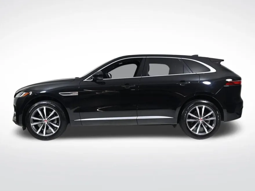 2023 Jaguar F-PACE P250 S photo 1