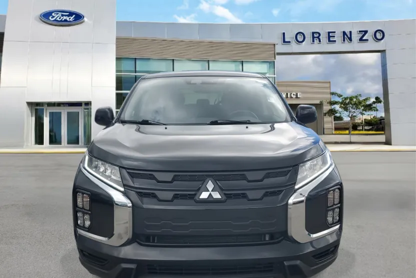 2021 Mitsubishi Outlander Sport LE photo 1