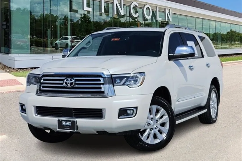 2018 Toyota Sequoia Platinum photo 1