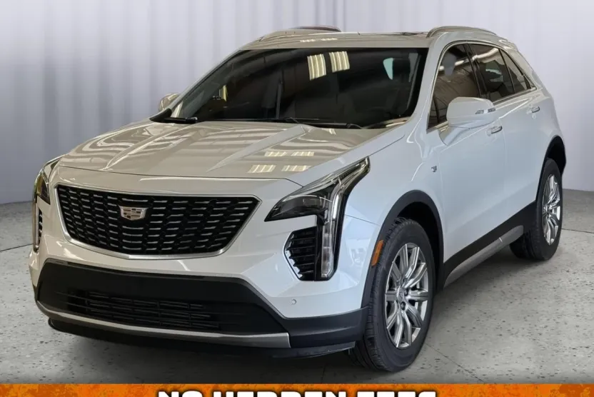 2022 Cadillac XT4 Premium Luxury photo 1