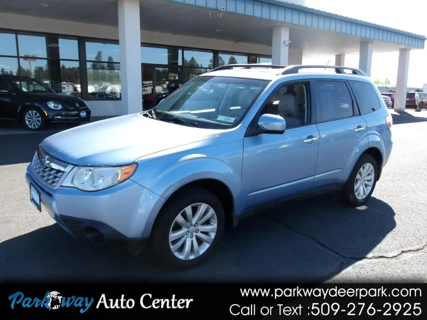 2012 Subaru Forester 2.5i Premium photo 1