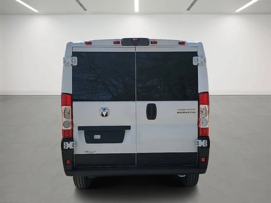 2023 Ram ProMaster 2500 photo 4