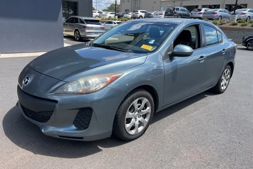 2012 Mazda Mazda3 i Sport photo 1