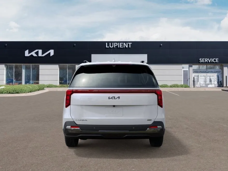 2026 Kia Carnival SX photo 1