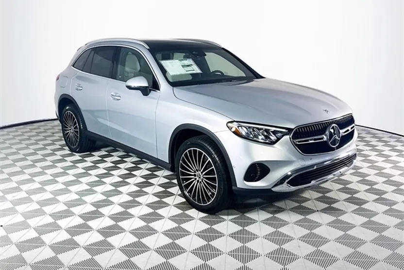 2026 Mercedes Benz GLC 300 4MATIC photo 1