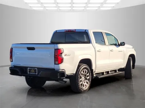 2026 Chevrolet Colorado Z71 photo 4