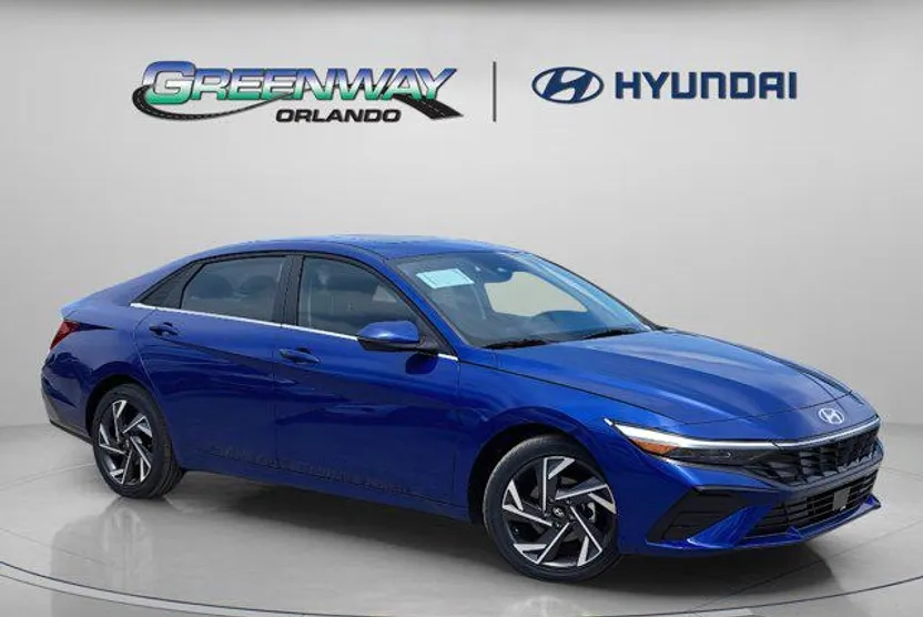 2025 Hyundai Elantra Limited photo 1