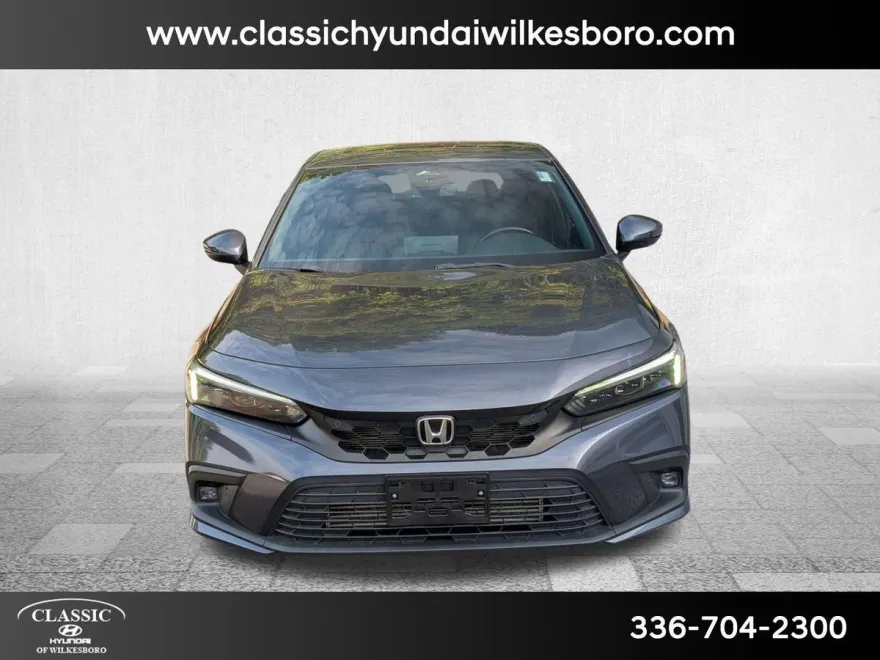 2022 Honda Civic Hatchback Sport Touring photo 1