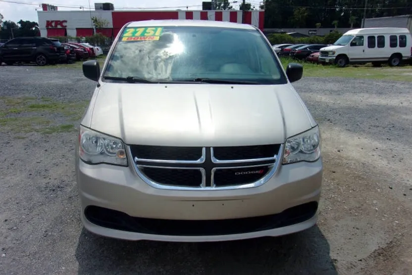 2016 Dodge Grand Caravan SE photo 1