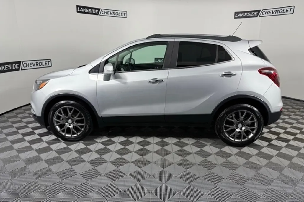 2019 Buick Encore Sport Touring photo 1