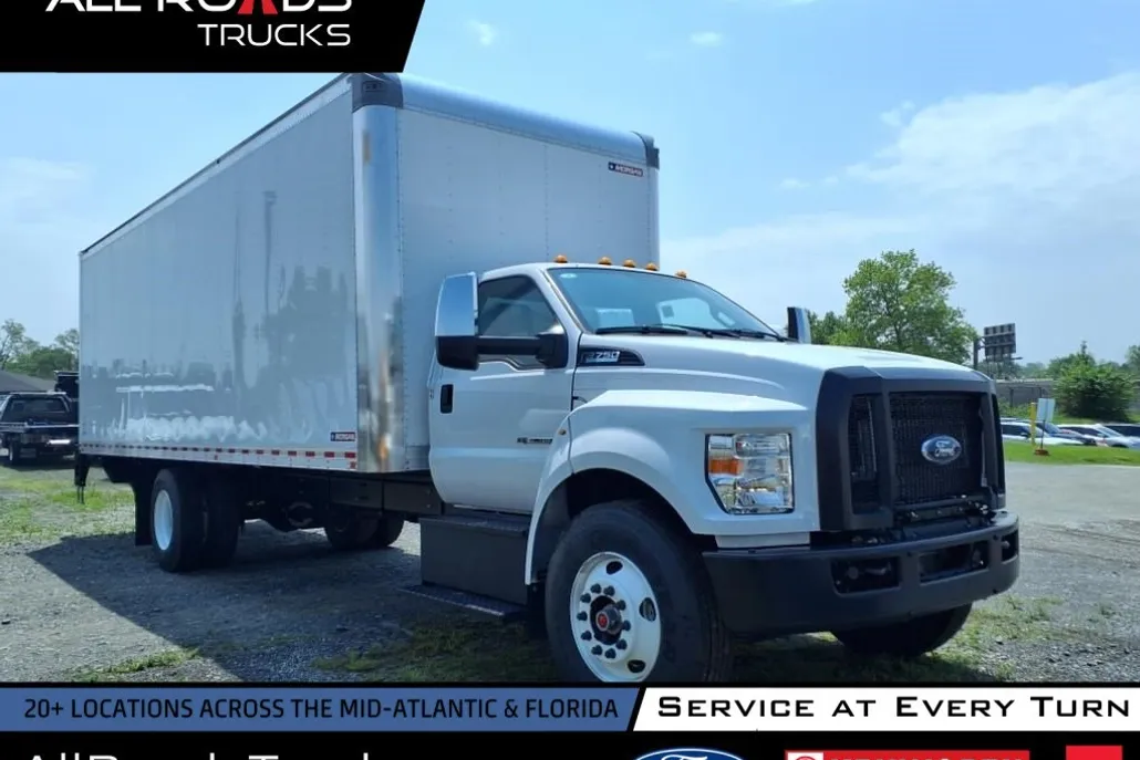 2026 Ford F-750 Base Regular Cab photo 1