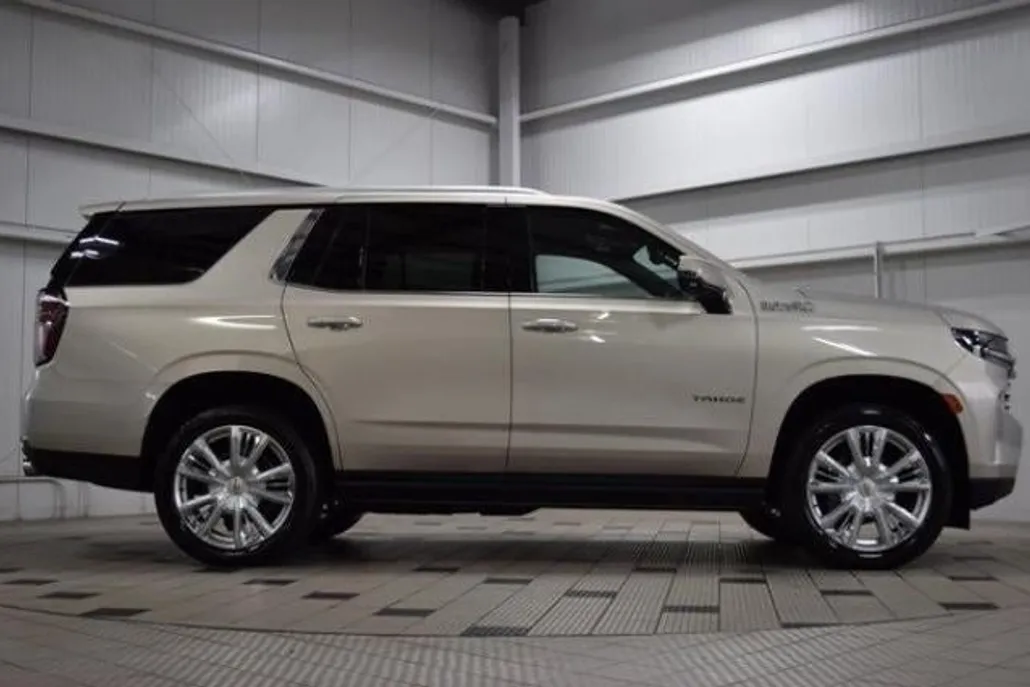 2023 Chevrolet Tahoe High Country photo 1
