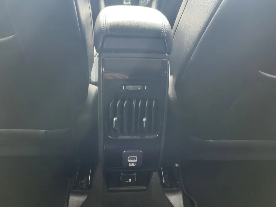 2022 Jeep Compass Latitude photo 1