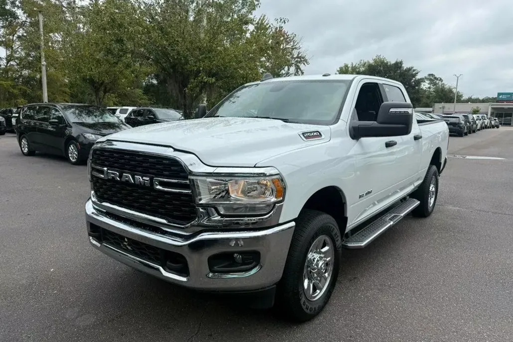 2024 Ram 2500 Big Horn photo 1