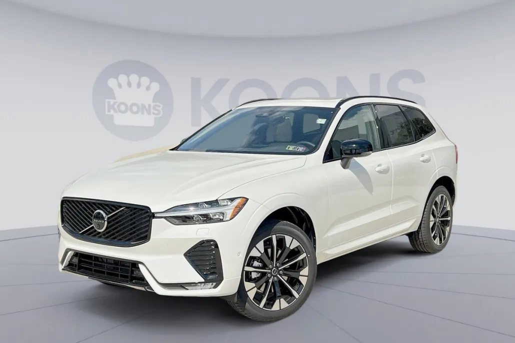 2026 Volvo XC60 B5 Plus photo 1