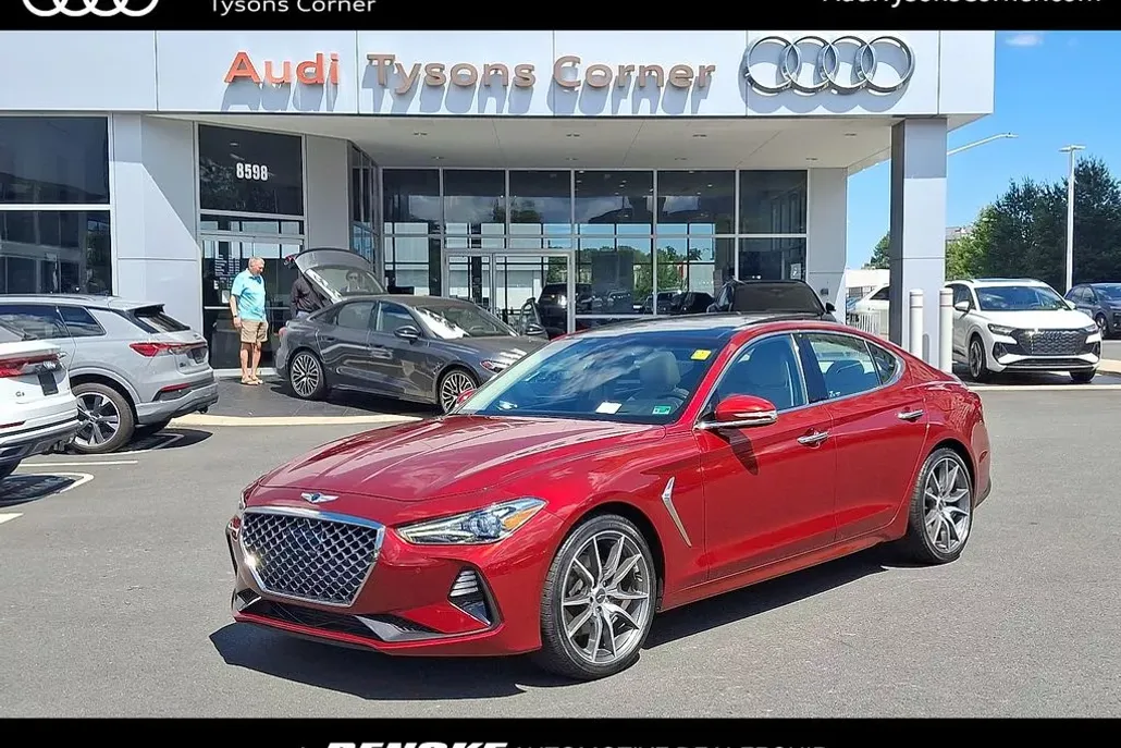 2020 Genesis G70 2.0T photo 1