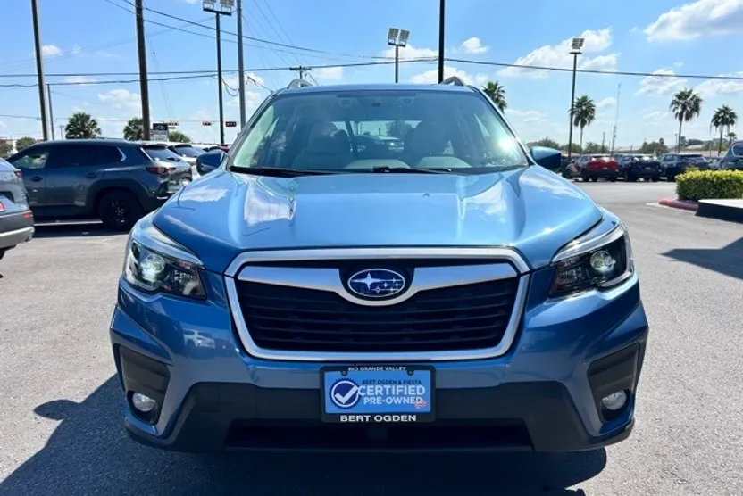 2021 Subaru Forester Premium photo 1