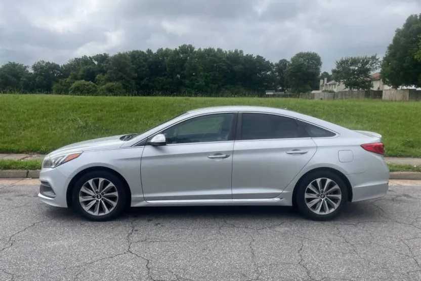 2015 Hyundai Sonata Limited Sport photo 1