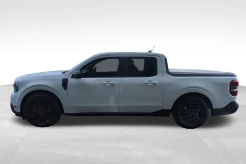 2024 Ford Maverick Lariat photo 2