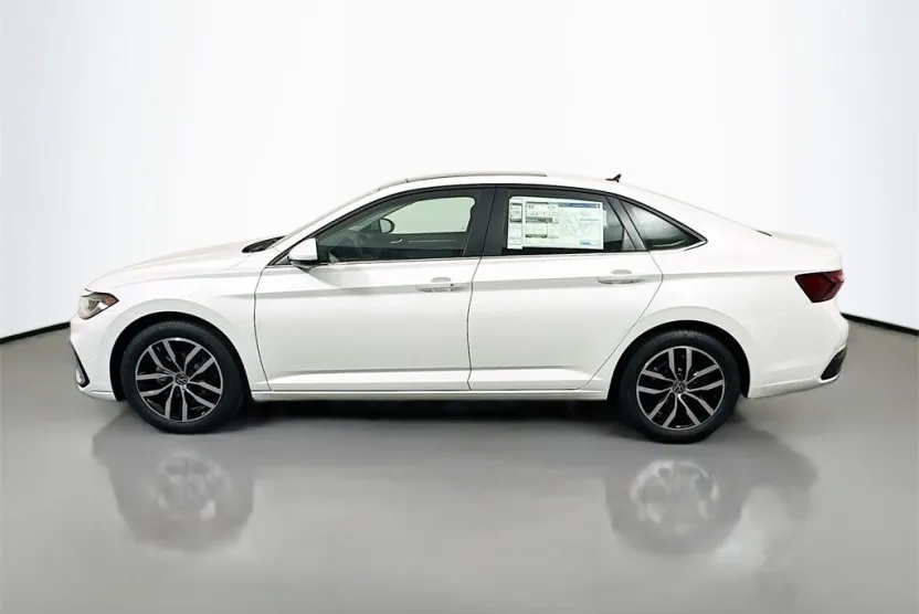 2025 Volkswagen Jetta 1.5T SE photo 1