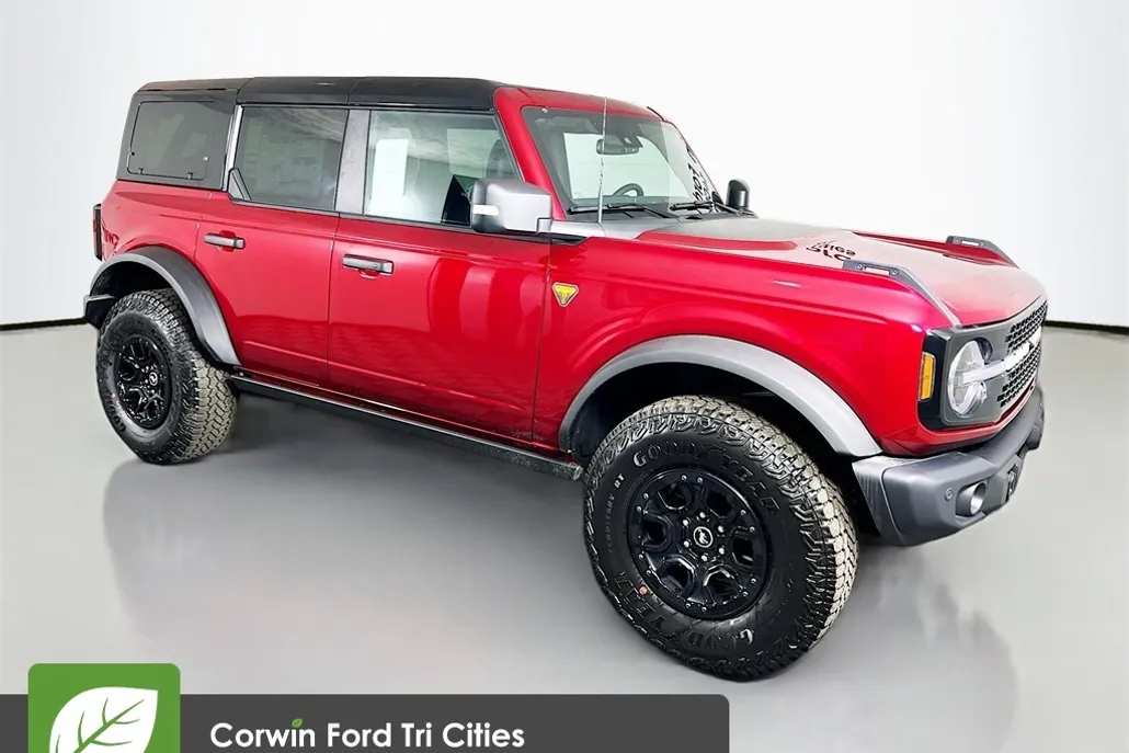2025 Ford Bronco Badlands photo 1