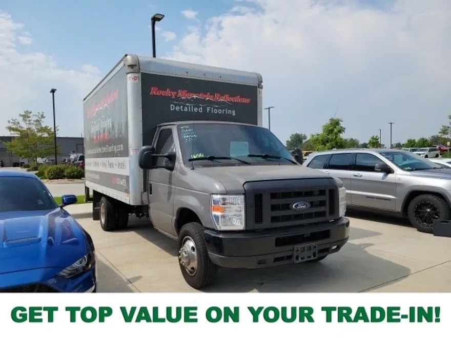 2019 Ford E-350 photo 1