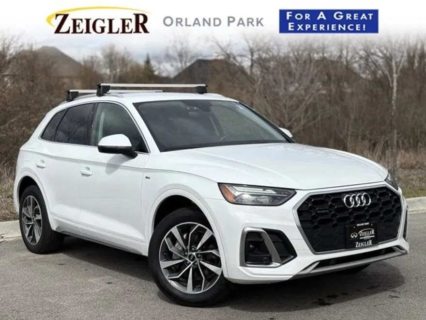 2022 Audi Q5 45 S line Premium photo 1