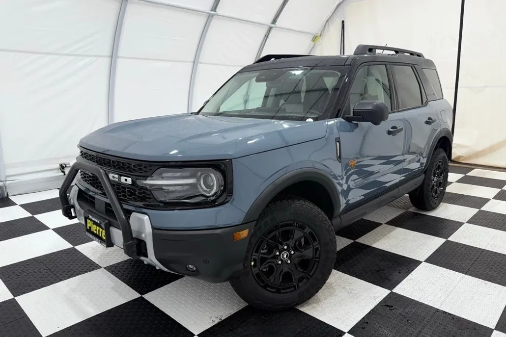 2025 Ford Bronco Sport Badlands photo 1