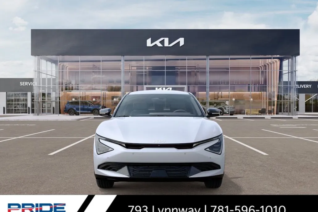 2025 Kia EV6 Light photo 1