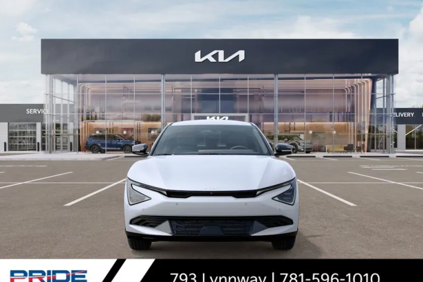 2025 Kia EV6 Light photo 1