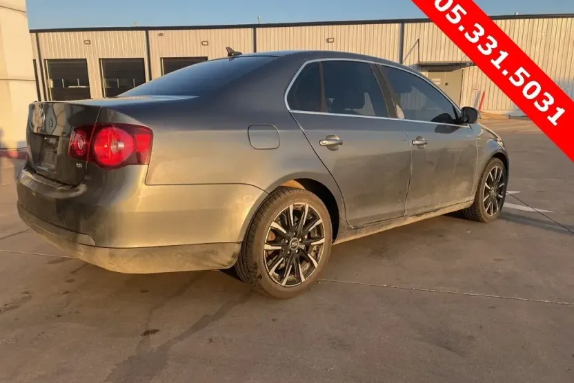 2009 Volkswagen Jetta SE photo 1
