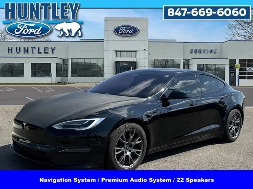 2021 Tesla Model S Plaid photo 1