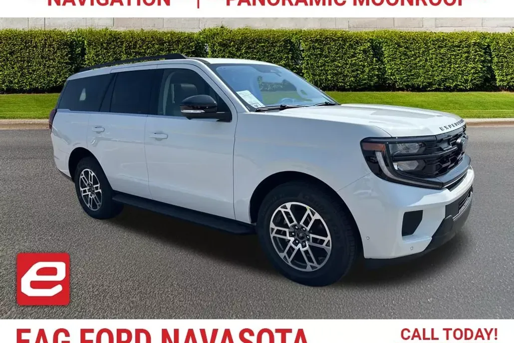 2025 Ford Expedition photo 1