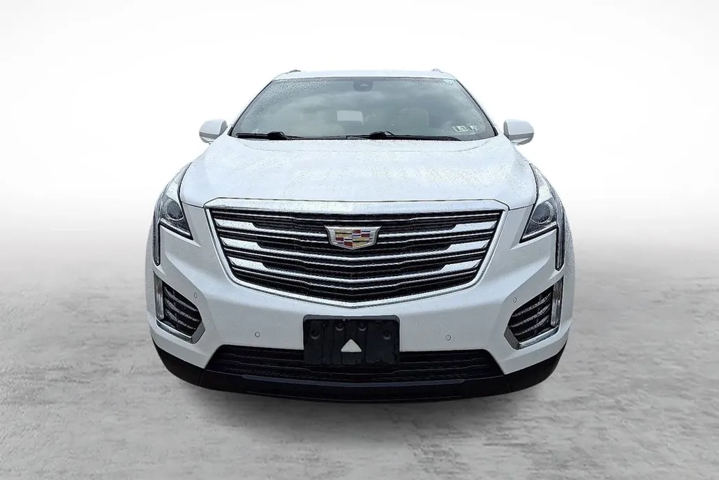 2019 Cadillac XT5 Luxury photo 1