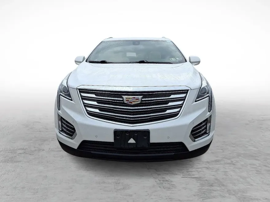 2019 Cadillac XT5 Luxury photo 1
