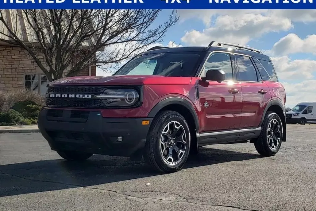 2025 Ford Bronco Sport Outer Banks photo 1