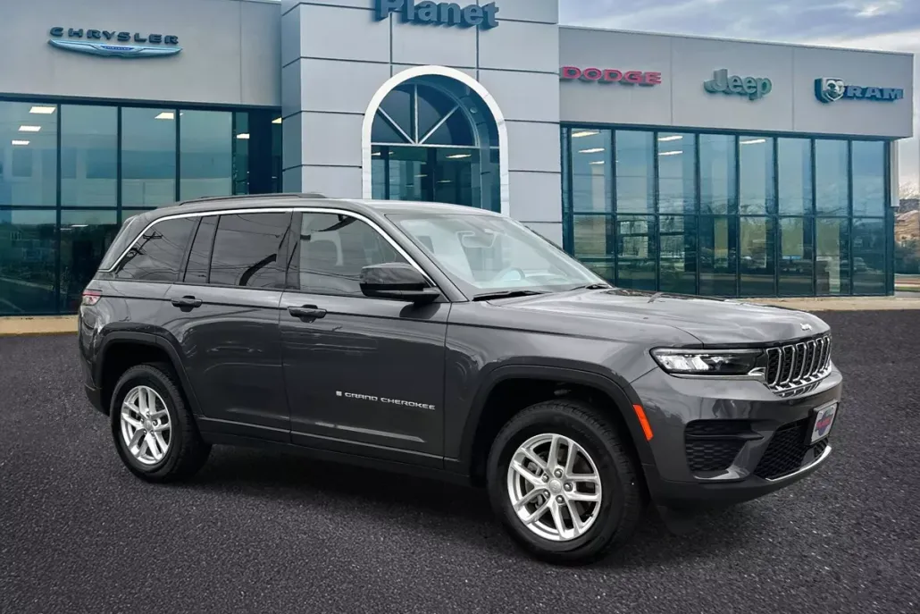 2025 Jeep Grand Cherokee Laredo X photo 1