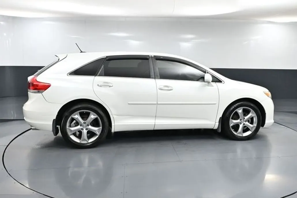 2009 Toyota Venza Base photo 1
