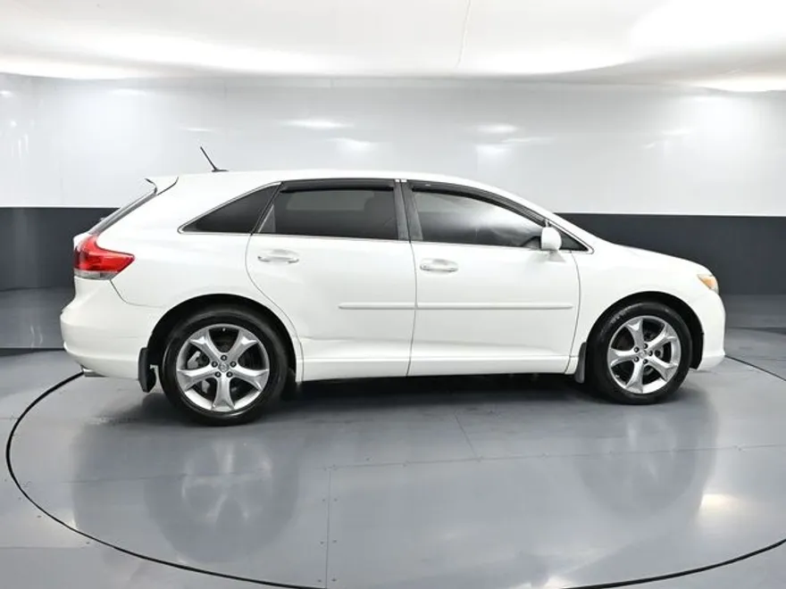 2009 Toyota Venza Base photo 1