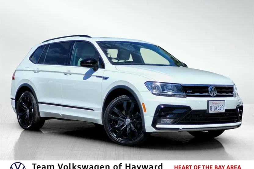 2020 Volkswagen Tiguan SE R-Line Black photo 1