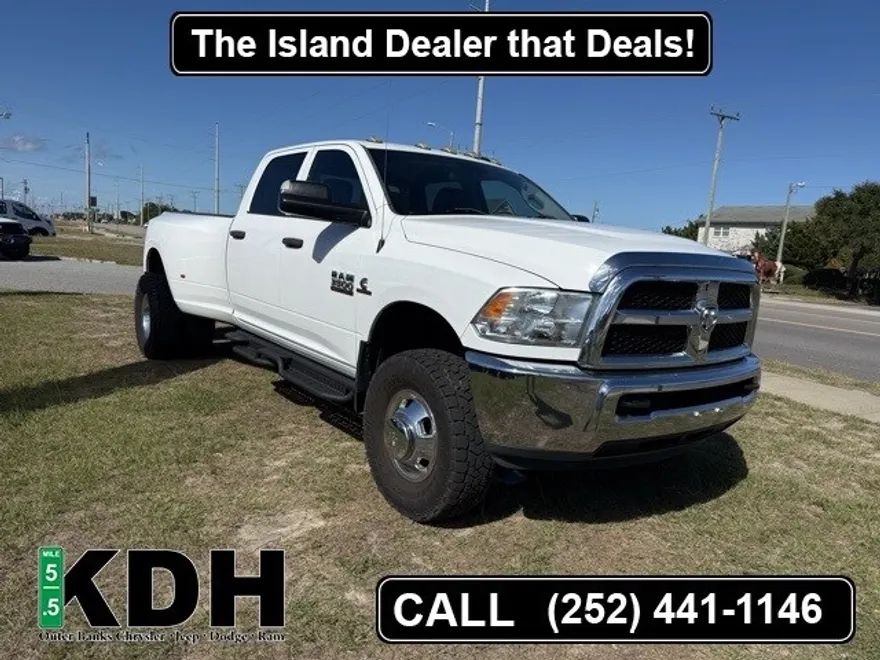 2017 Ram 3500 Tradesman photo 1