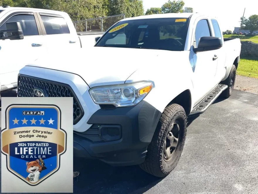 2016 Toyota Tacoma SR photo 1