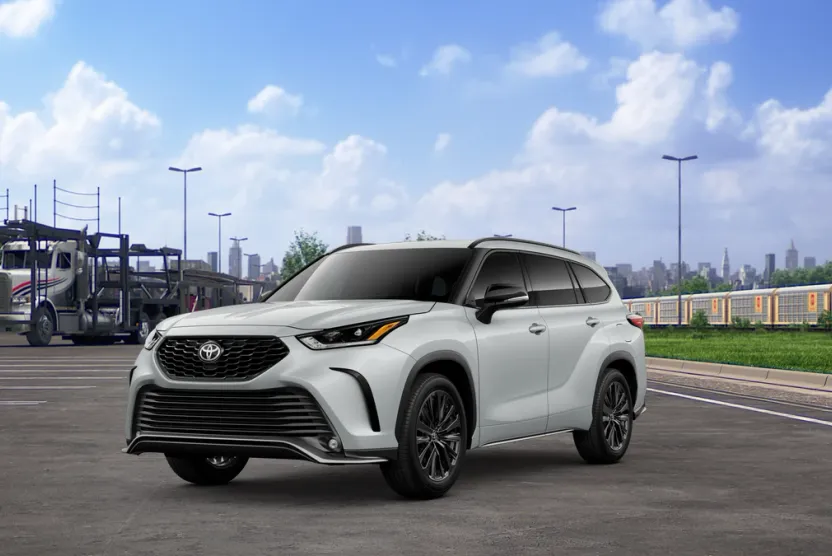 2025 Toyota Highlander XSE photo 1