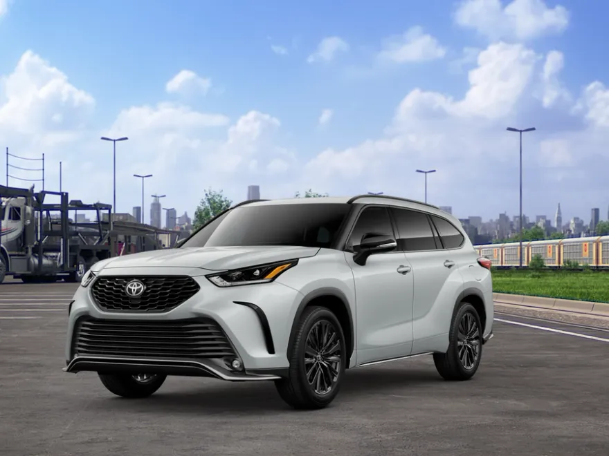 2025 Toyota Highlander XSE photo 1