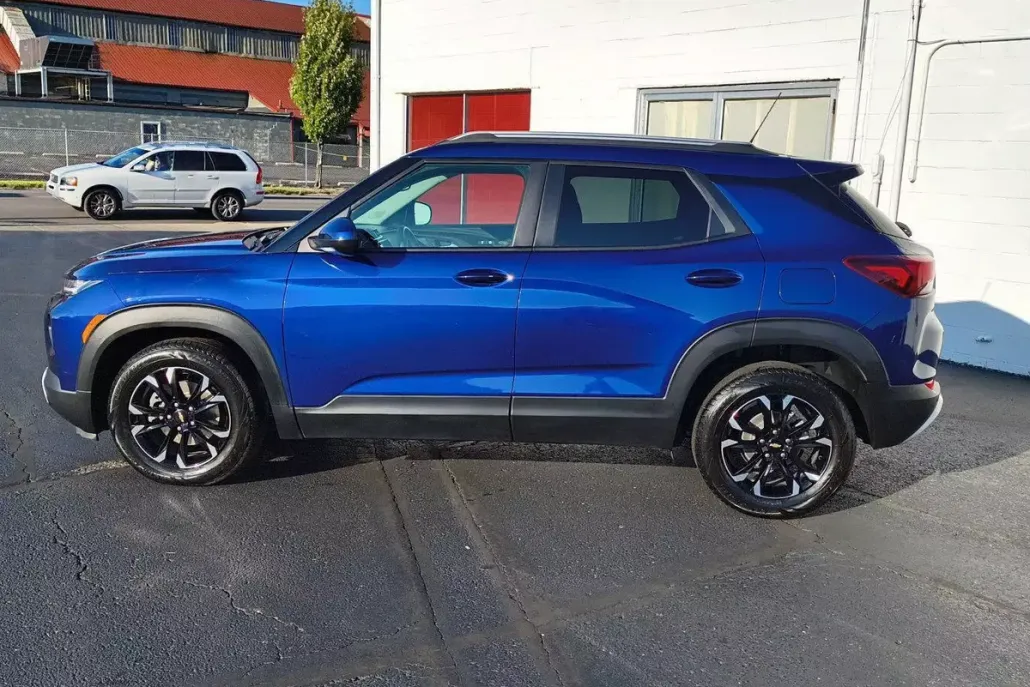 2022 Chevrolet Trailblazer LT photo 1