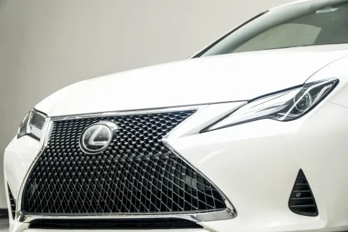 2019 Lexus RC 300 photo 2