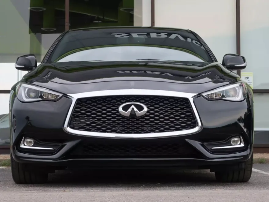 2018 Infiniti Q60 3.0t Luxe Coupe photo 1