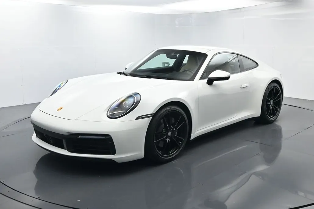 2024 Porsche 911 Coupe photo 1