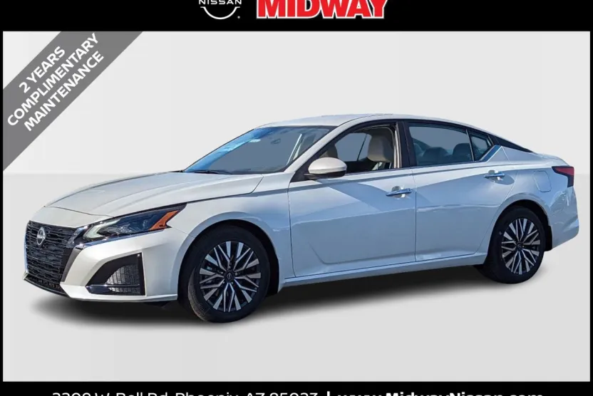 2025 Nissan Altima SV photo 1