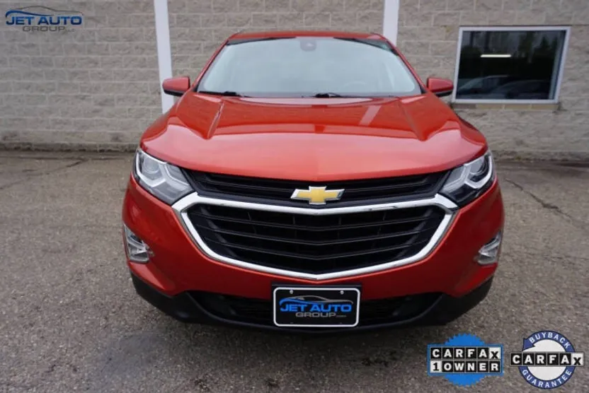 2020 Chevrolet Equinox LT photo 1